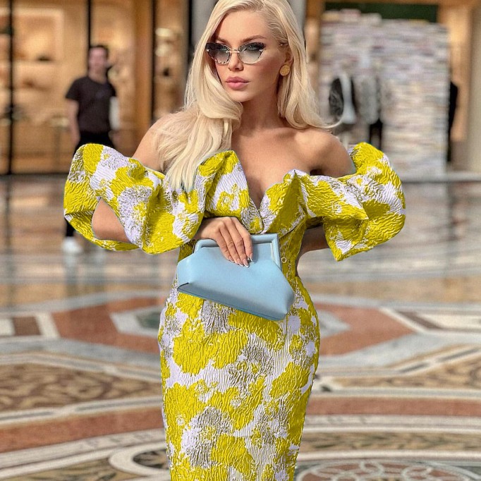 Off Shoulder Pleated Midi Backless Bodycon Dress