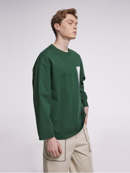Dropped Shoulder Sweatshirt With Patch Chest Pocket Dropped Shoulder Sweatshirt With Patch Chest Pocket