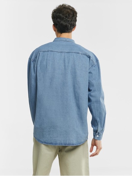 Classic Button-up Denim Shirt Classic Button-up Denim Shirt