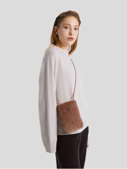 Faux-Fur Crossbody Pouch Faux-Fur Crossbody Pouch