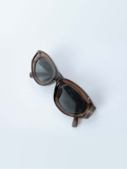 Wide Retro Look Sunglasses Wide Retro Look Sunglasses