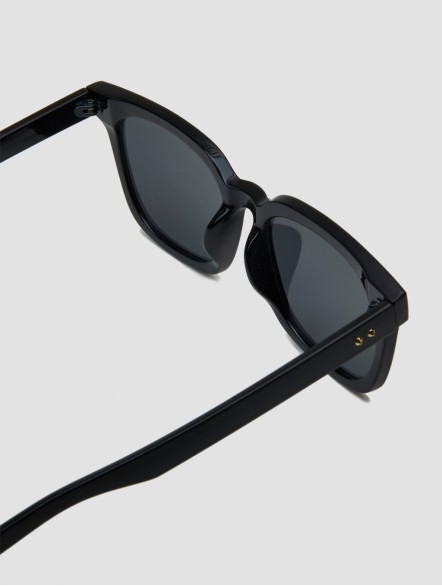 Classic Square Polarized Sunglasses Classic Square Polarized Sunglasses