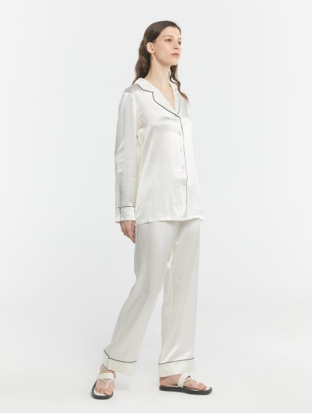 Chic Trimmed Silk Loungewear Set Chic Trimmed Silk Loungewear Set