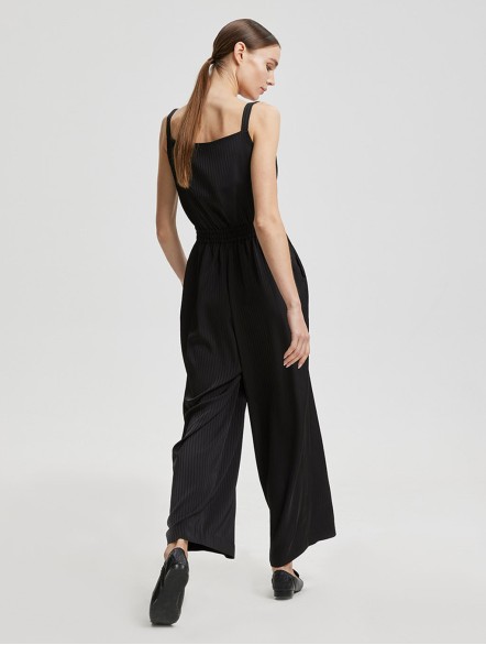 Stripe-Pattern Jumpsuit Stripe-Pattern Jumpsuit