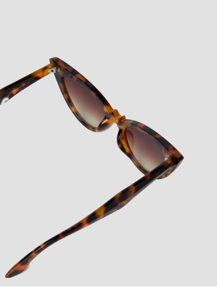 Classic Cat-eye Sunglasses Classic Cat-eye Sunglasses