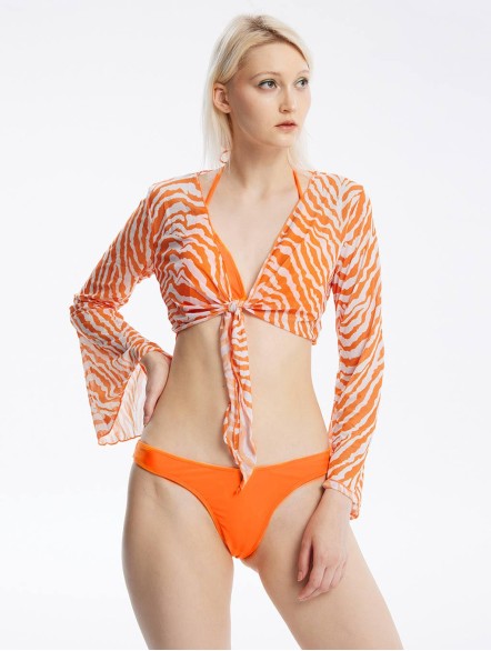 Striped Knot Front Three Piece Swimsuit Striped Knot Front Three Piece Swimsuit
