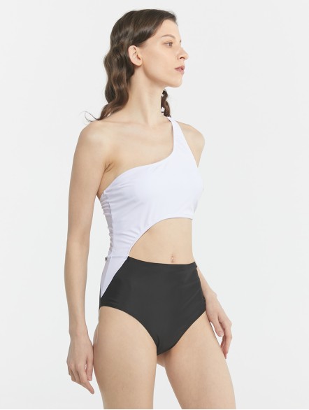 Sloping Shoulder One-Piece Swimsuit Sloping Shoulder One-Piece Swimsuit