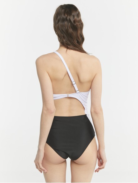 Sloping Shoulder One-Piece Swimsuit Sloping Shoulder One-Piece Swimsuit