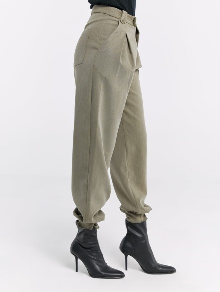 Classic Pleated Pants Classic Pleated Pants