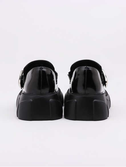 Thick-soled small leather shoes with big toe Thick-soled small leather shoes with big toe