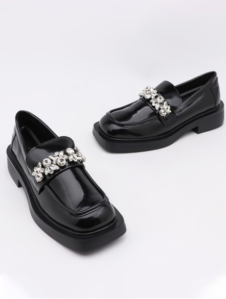 Black rhinestone small leather shoes Black rhinestone small leather shoes