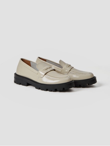 Shiny Round Toe Leather Loafers Shiny Round Toe Leather Loafers