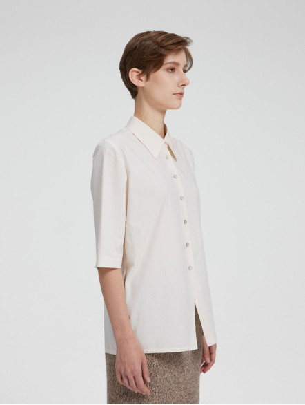 3/4 Sleeves Back-slit Shirt 3/4 Sleeves Back-slit Shirt