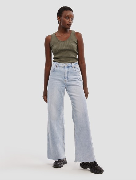 Straight Medium Washed Jeans Straight Medium Washed Jeans