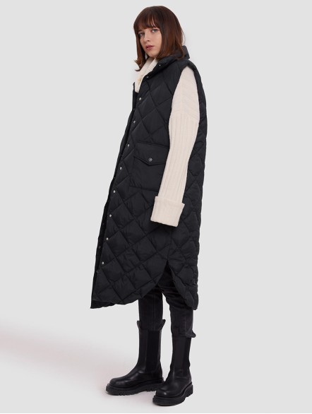 Long Quilted Sleeveless Down Waistcoat Long Quilted Sleeveless Down Waistcoat